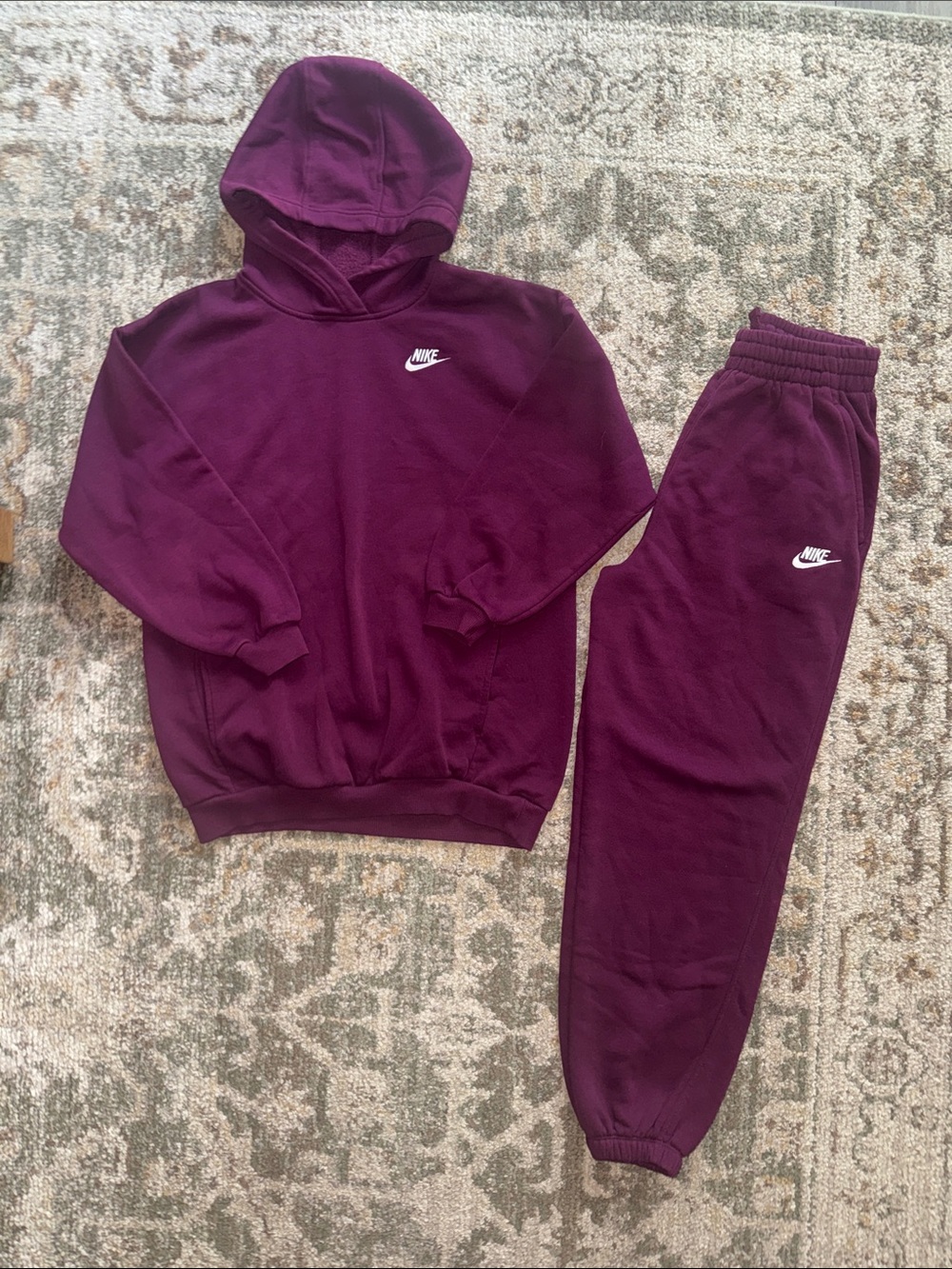 Nike Club Big Kids Plum Hoodie & Joggers Set • Size Large